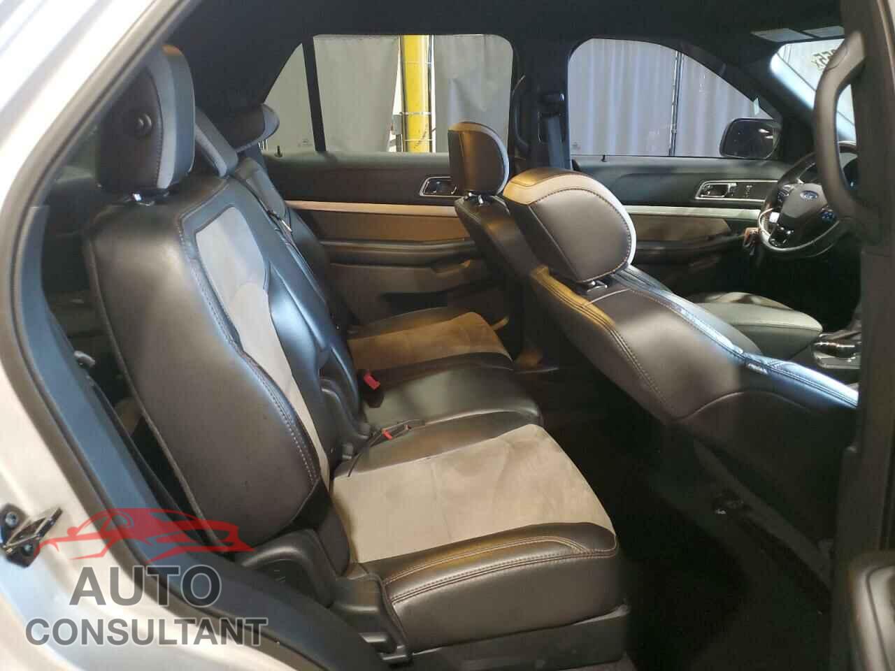 FORD EXPLORER 2017 - 1FM5K8D88HGD71971