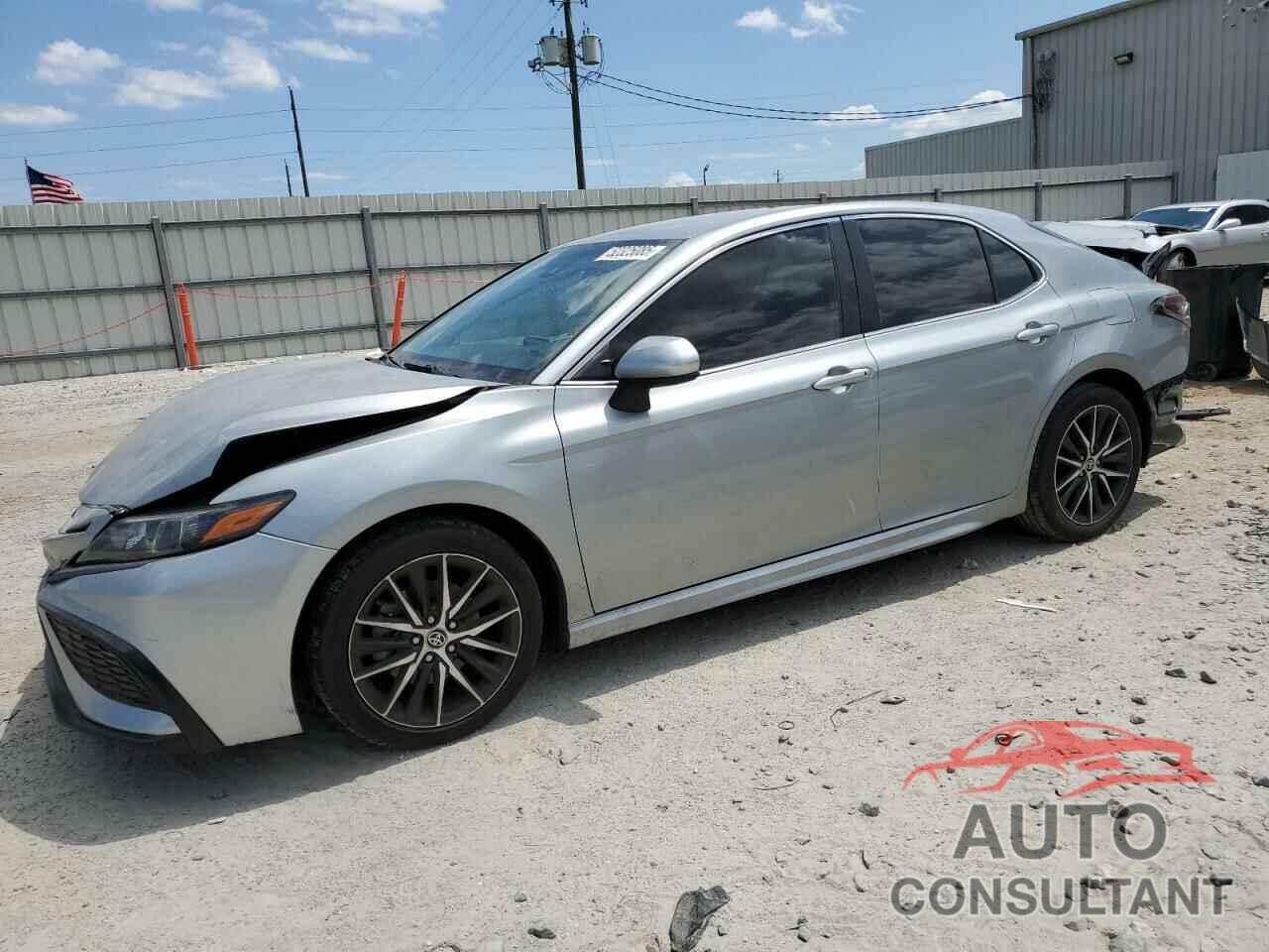 TOYOTA CAMRY 2021 - 4T1G11AK5MU515443