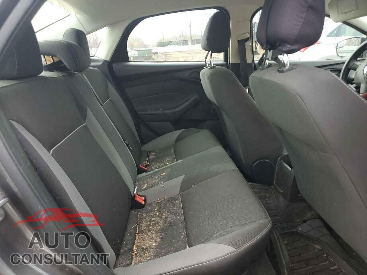 FORD FOCUS 2013 - 1FADP3E22DL330158