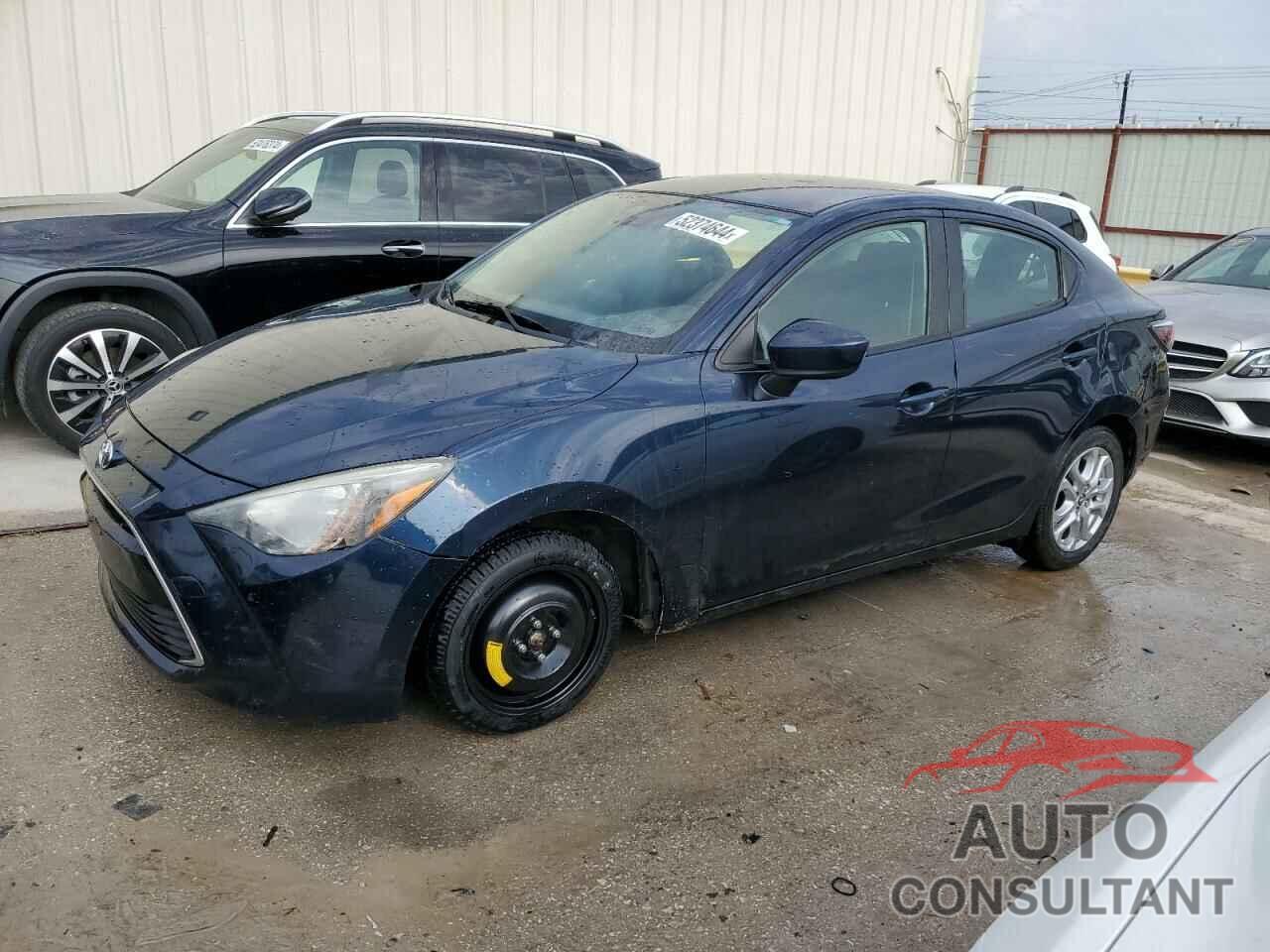 TOYOTA YARIS 2017 - 3MYDLBYV5HY188408