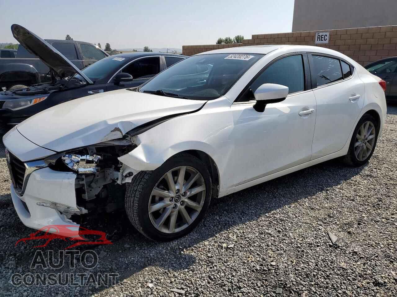 MAZDA 3 2017 - 3MZBN1V75HM150312