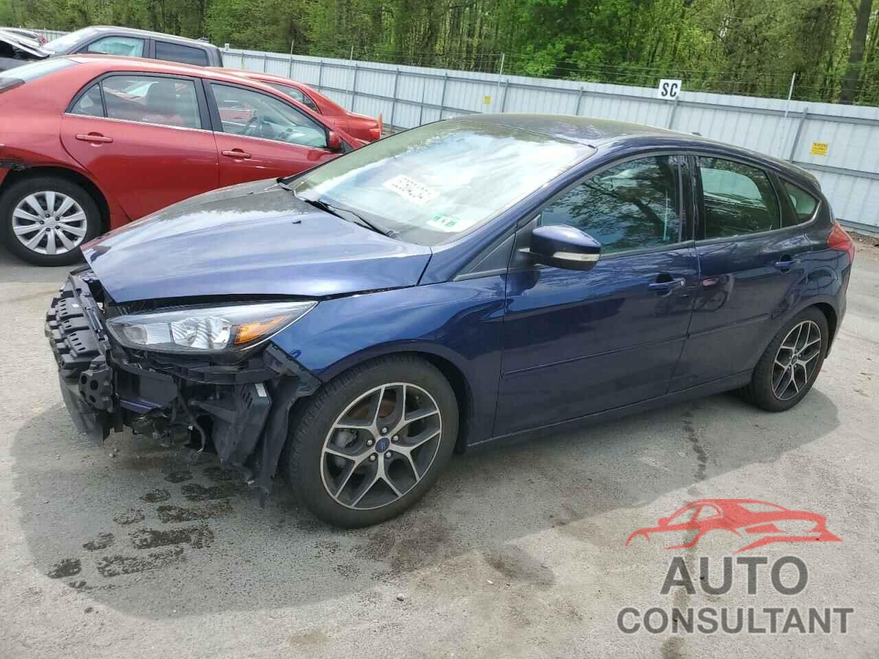 FORD FOCUS 2017 - 1FADP3M22HL244145