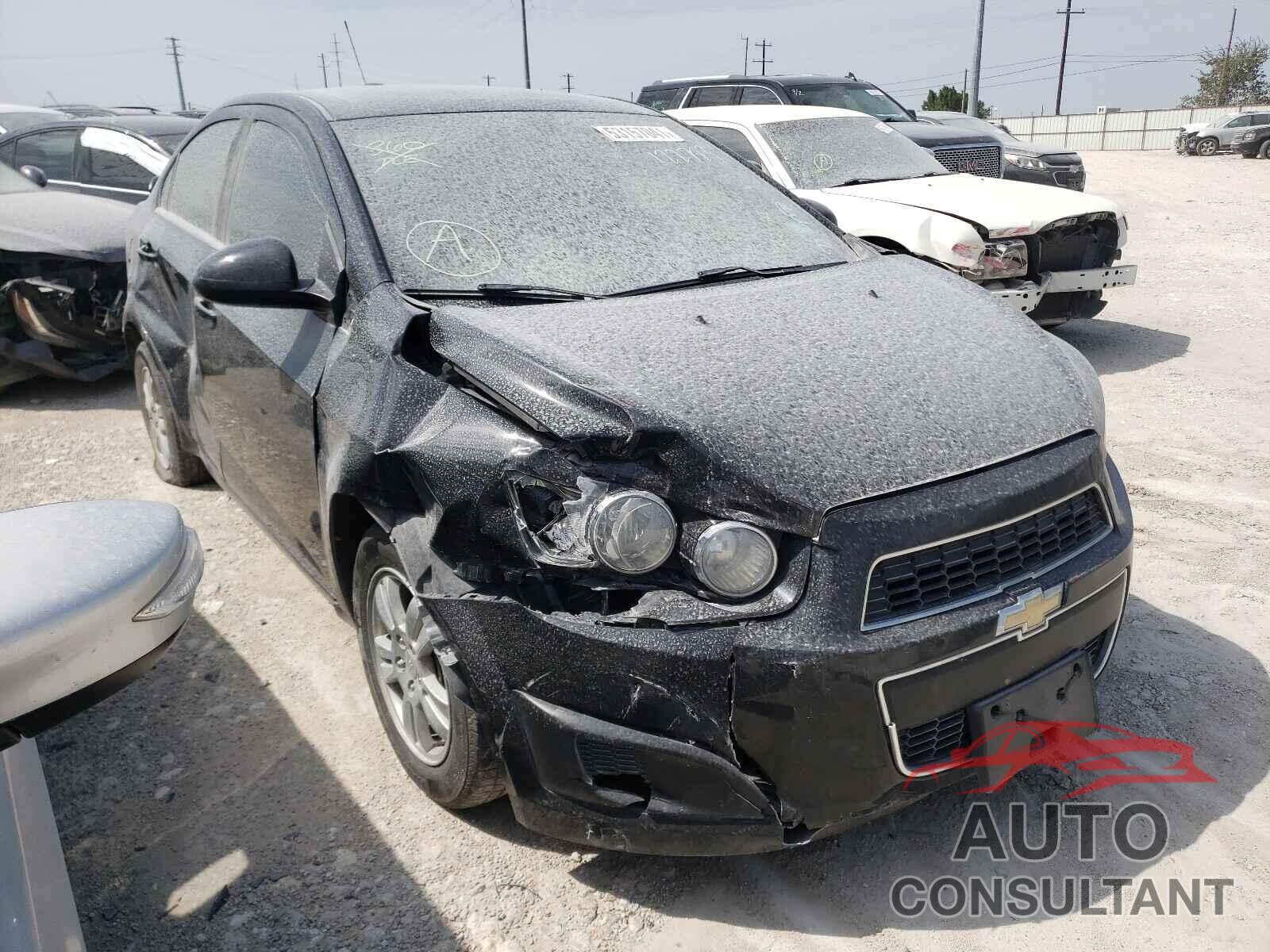 CHEVROLET SONIC 2016 - 1G1JC5SH2G4122723