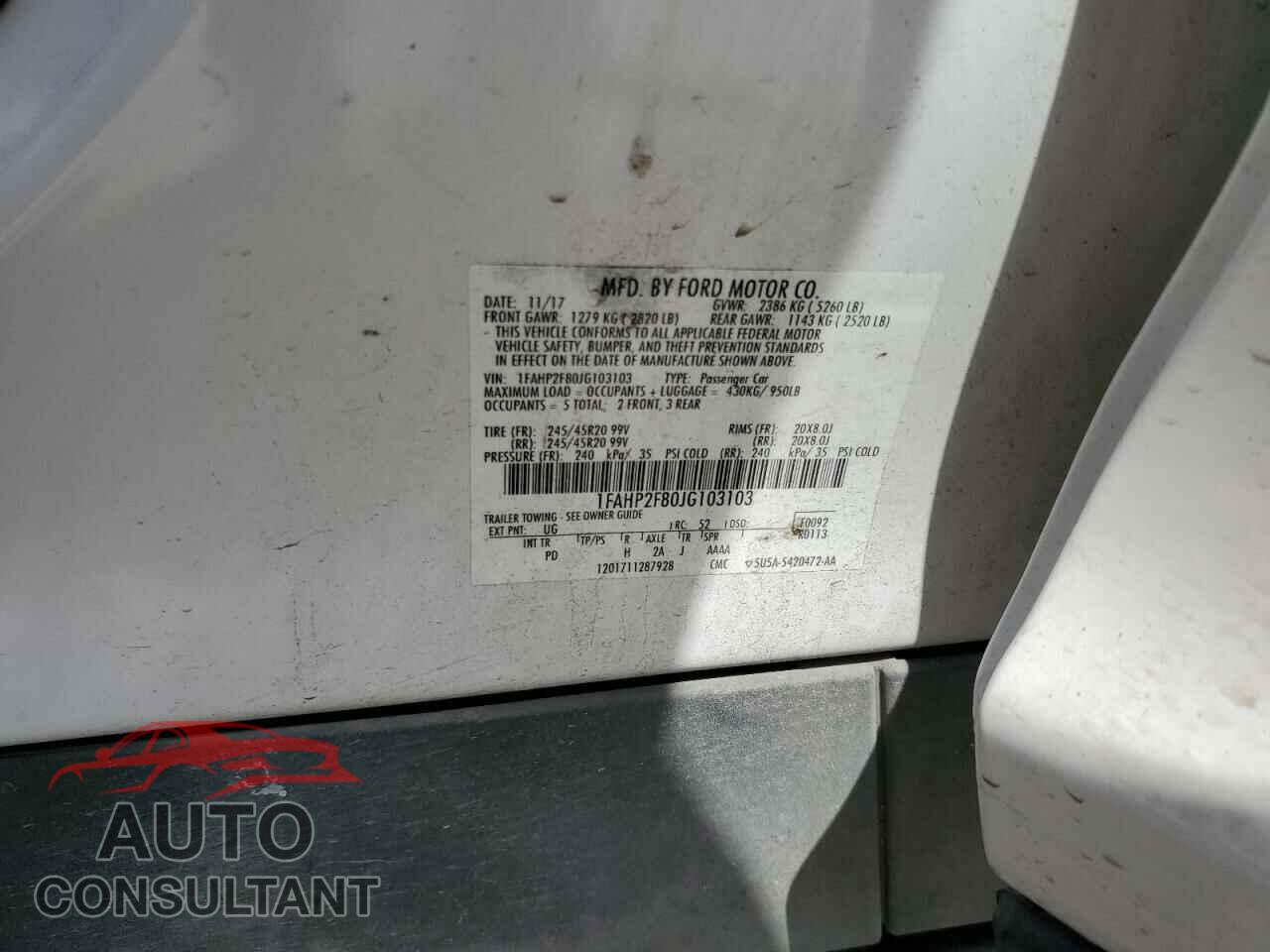 FORD TAURUS 2018 - 1FAHP2F80JG103103