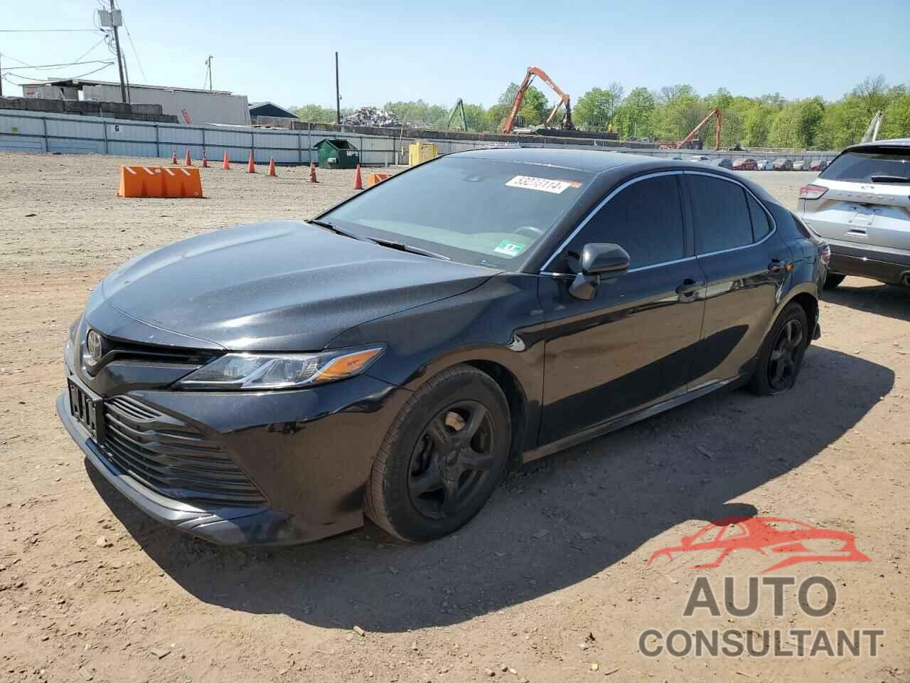 TOYOTA CAMRY 2018 - 4T1B11HK8JU598930