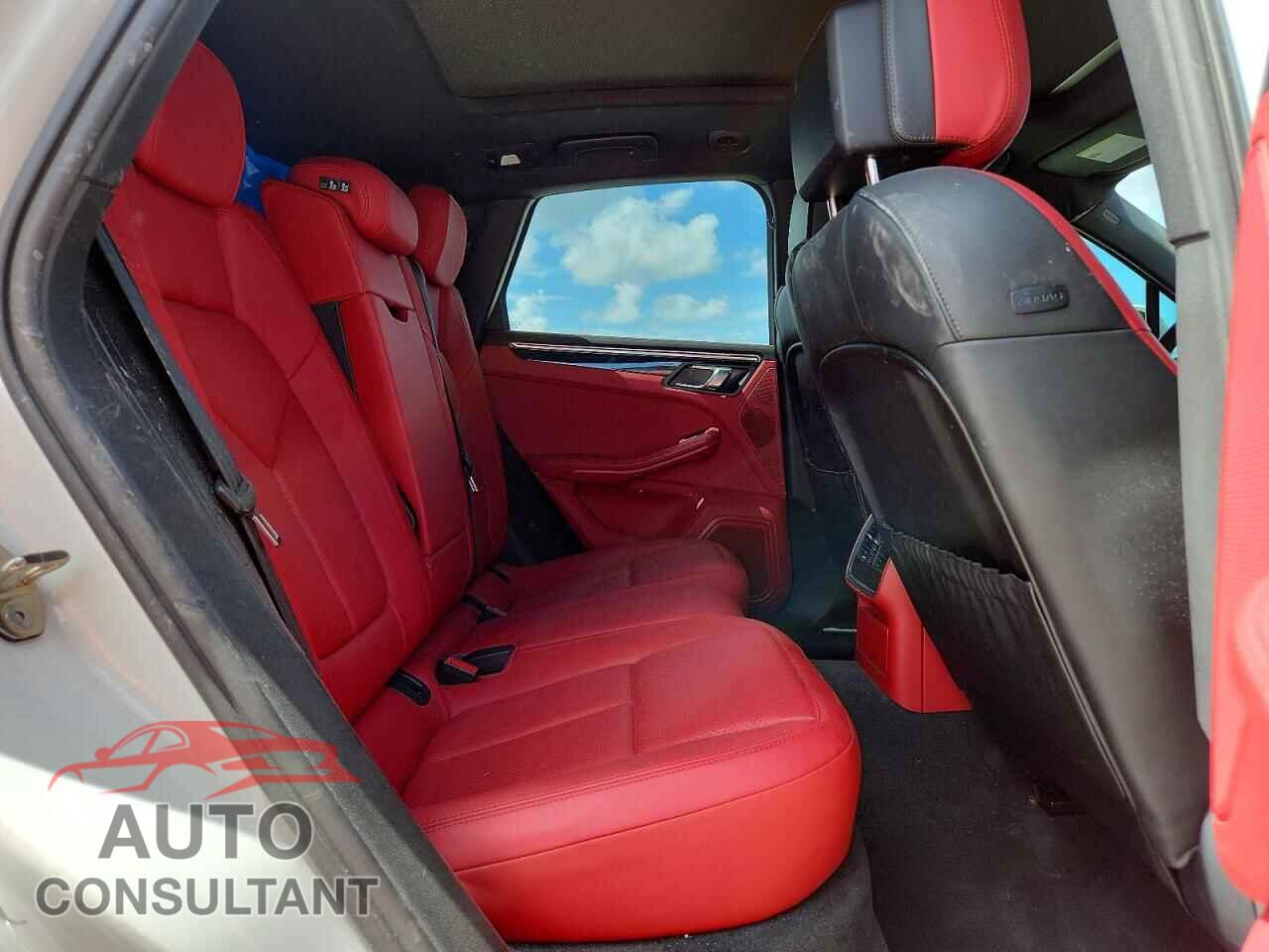 PORSCHE MACAN 2015 - WP1AB2A53FLB68158