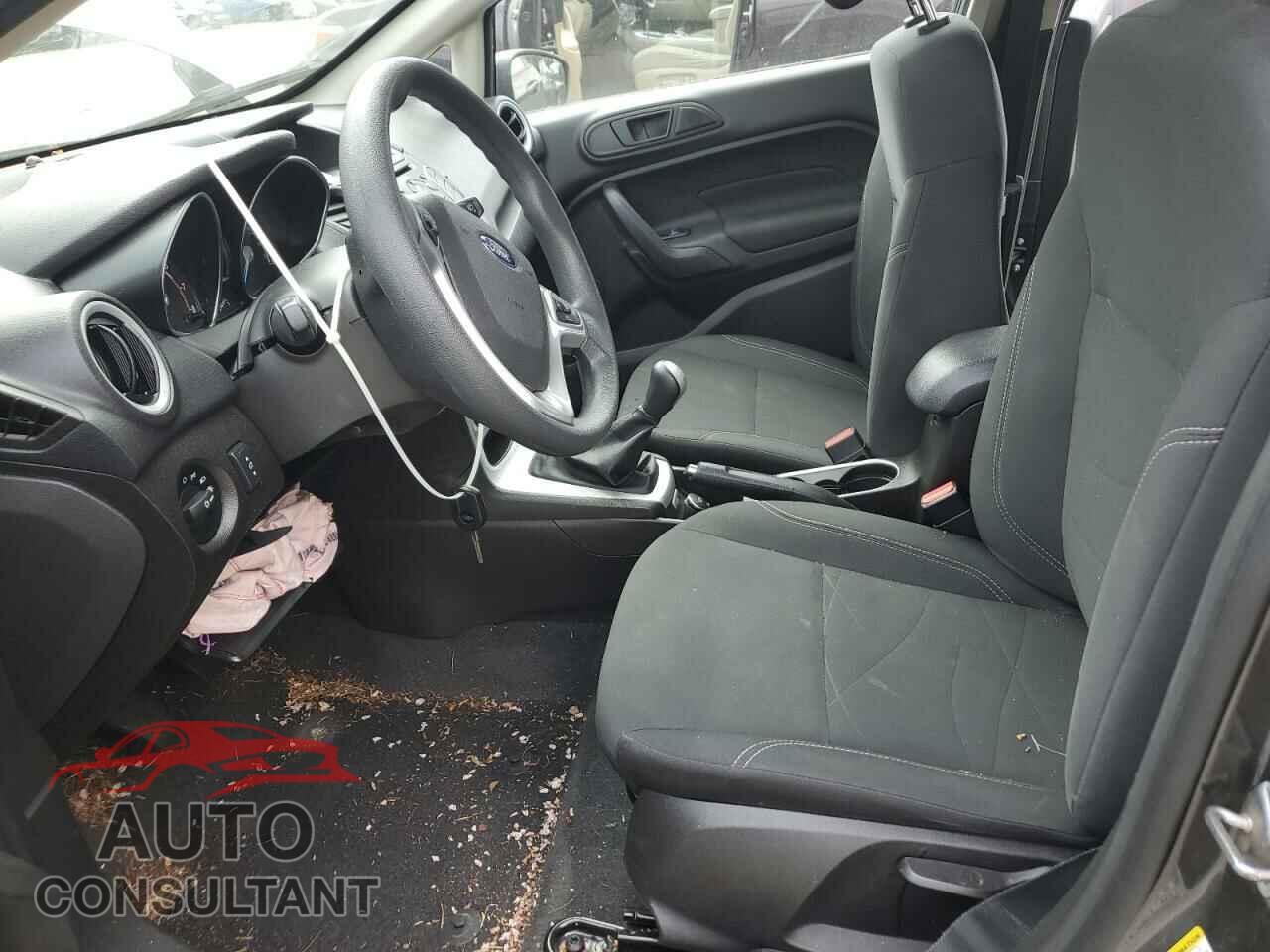 FORD FIESTA 2017 - 3FADP4EJ9HM110100