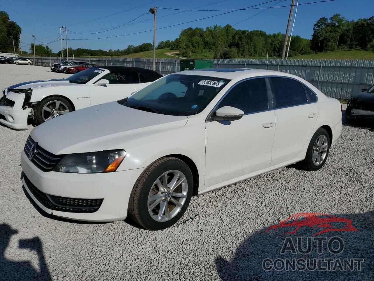 VOLKSWAGEN PASSAT 2012 - 1VWBH7A36CC030834