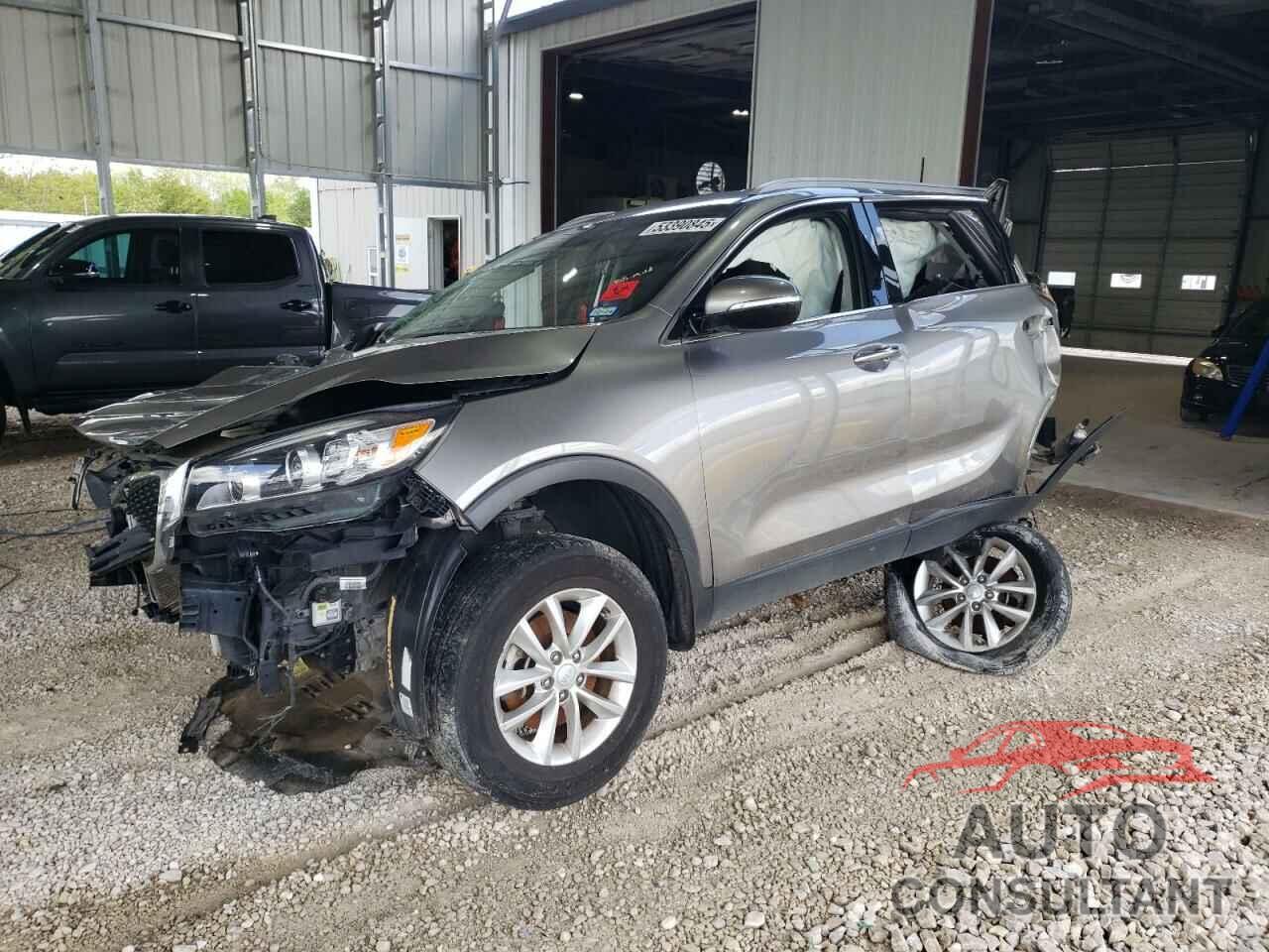 KIA SORENTO 2017 - 5XYPG4A37HG301171