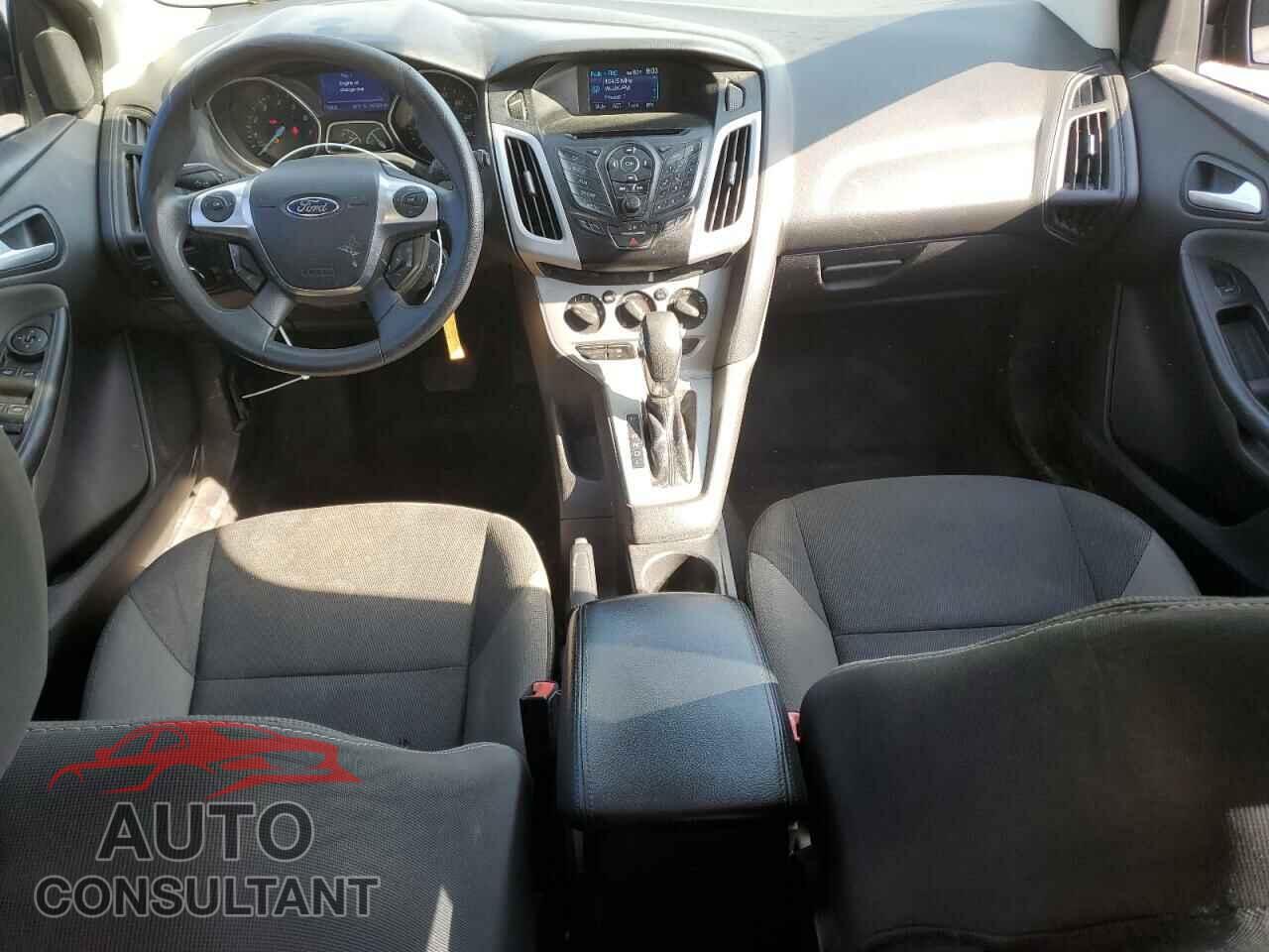 FORD FOCUS 2013 - 1FADP3K29DL240087