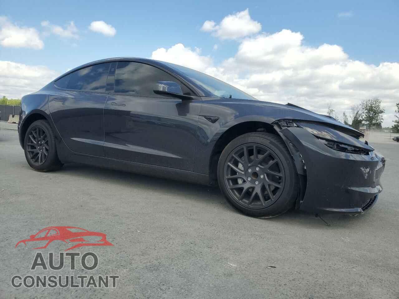 TESLA MODEL 3 2024 - 5YJ3E1EA3RF752232