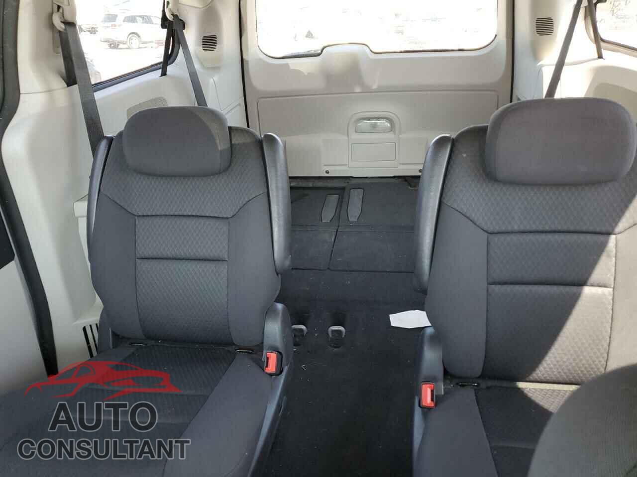 DODGE CARAVAN 2010 - 2D4RN5D11AR475417