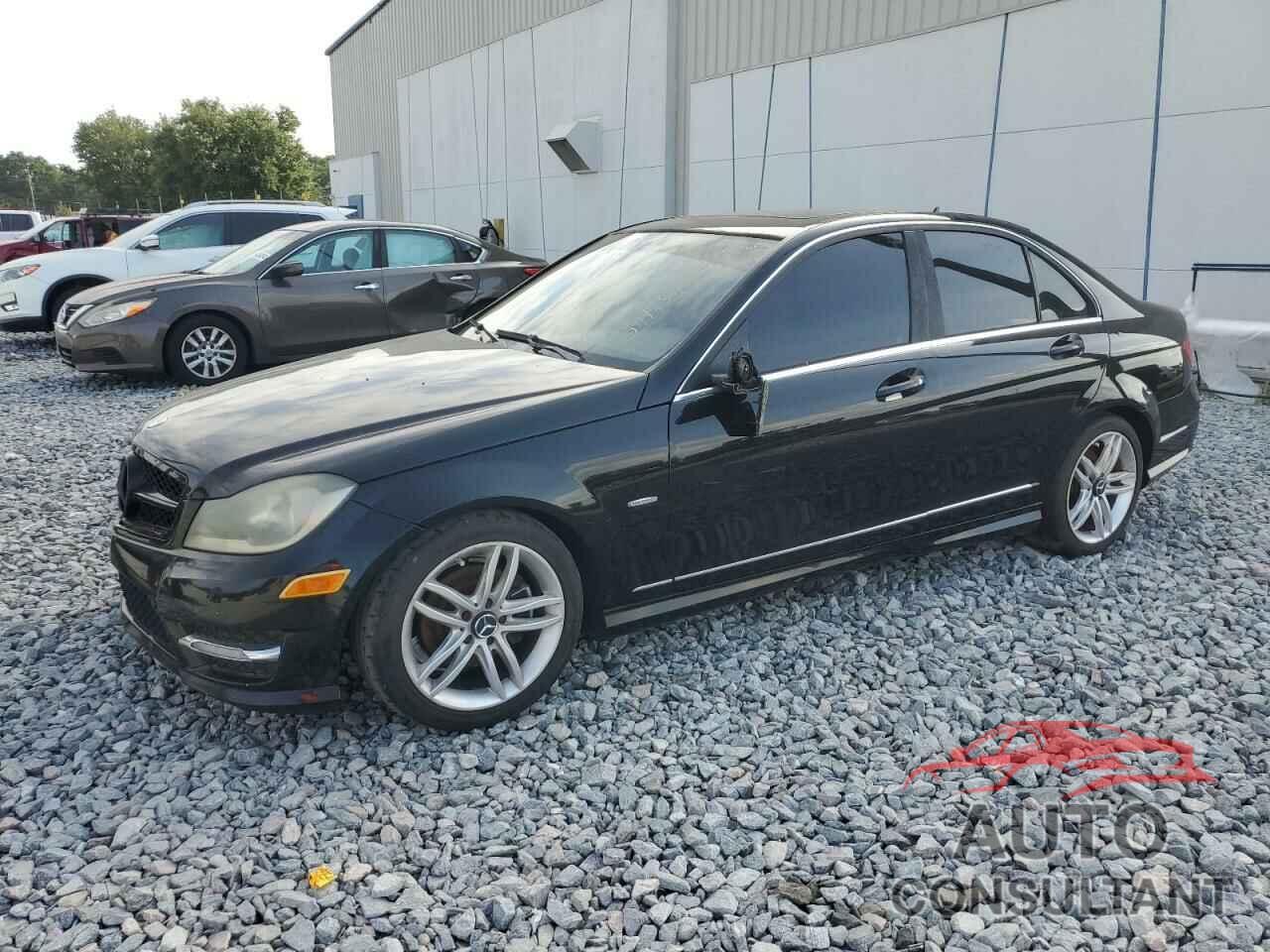MERCEDES-BENZ C-CLASS 2012 - WDDGF4HB2CR223639