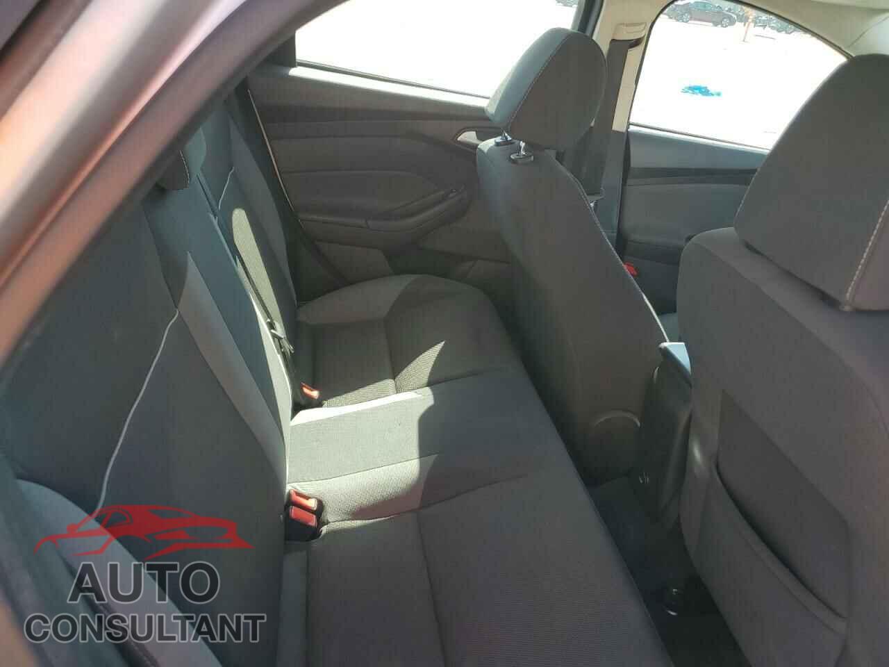FORD FOCUS 2012 - 1FAHP3F28CL409784