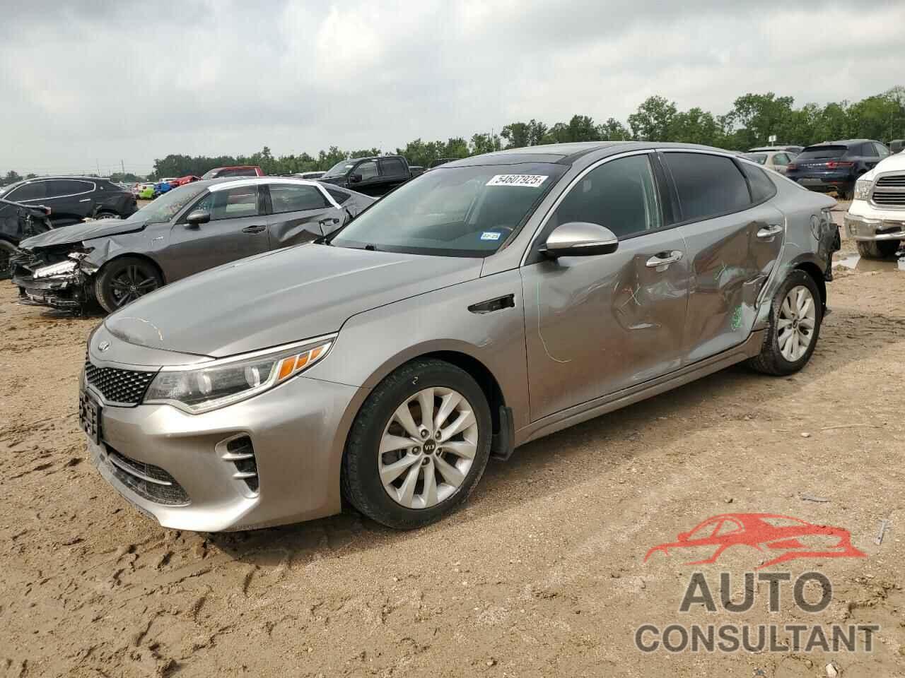 KIA OPTIMA 2017 - 5XXGU4L35HG157145