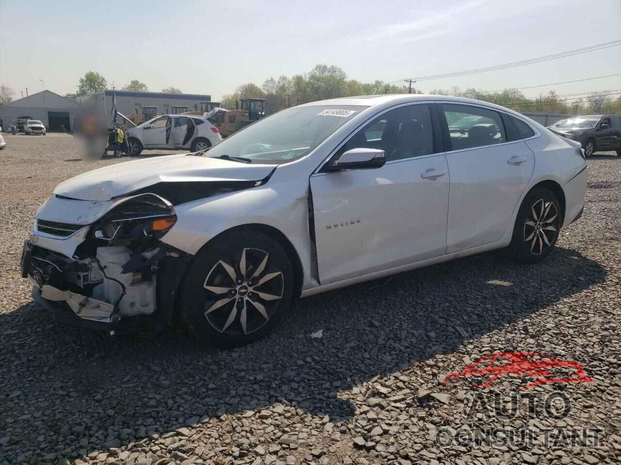 CHEVROLET MALIBU 2018 - 1G1ZD5ST5JF283180