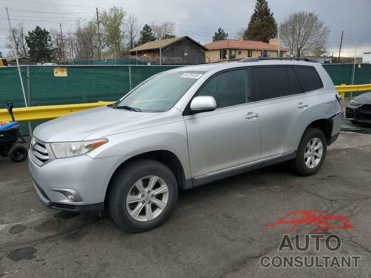 TOYOTA HIGHLANDER 2012 - 5TDBK3EH2CS138711