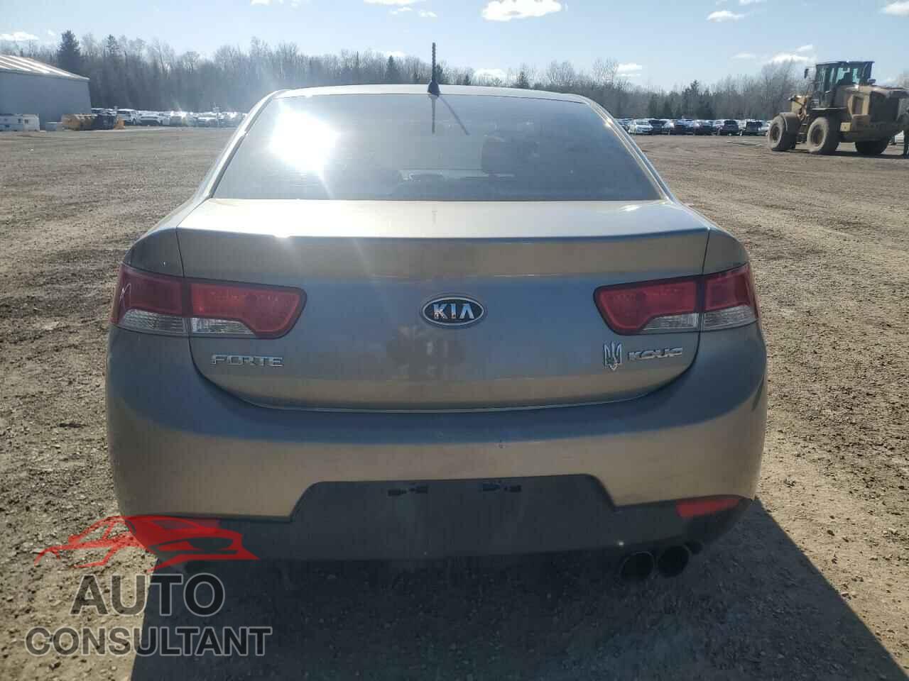 KIA FORTE 2011 - KNAFU6A21B5426686