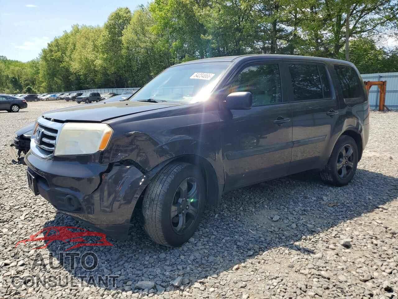HONDA PILOT 2015 - 5FNYF4H28FB003401