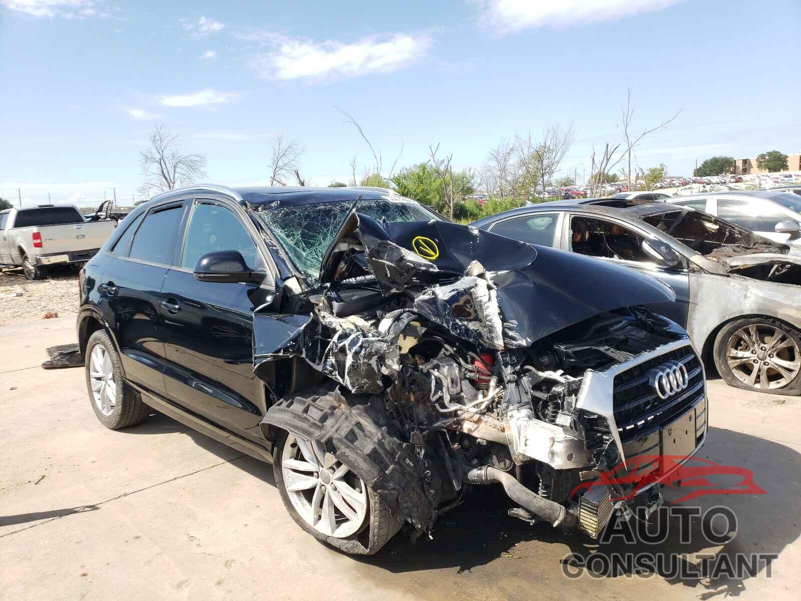 AUDI Q3 2018 - WA1BCCFS8JR015296