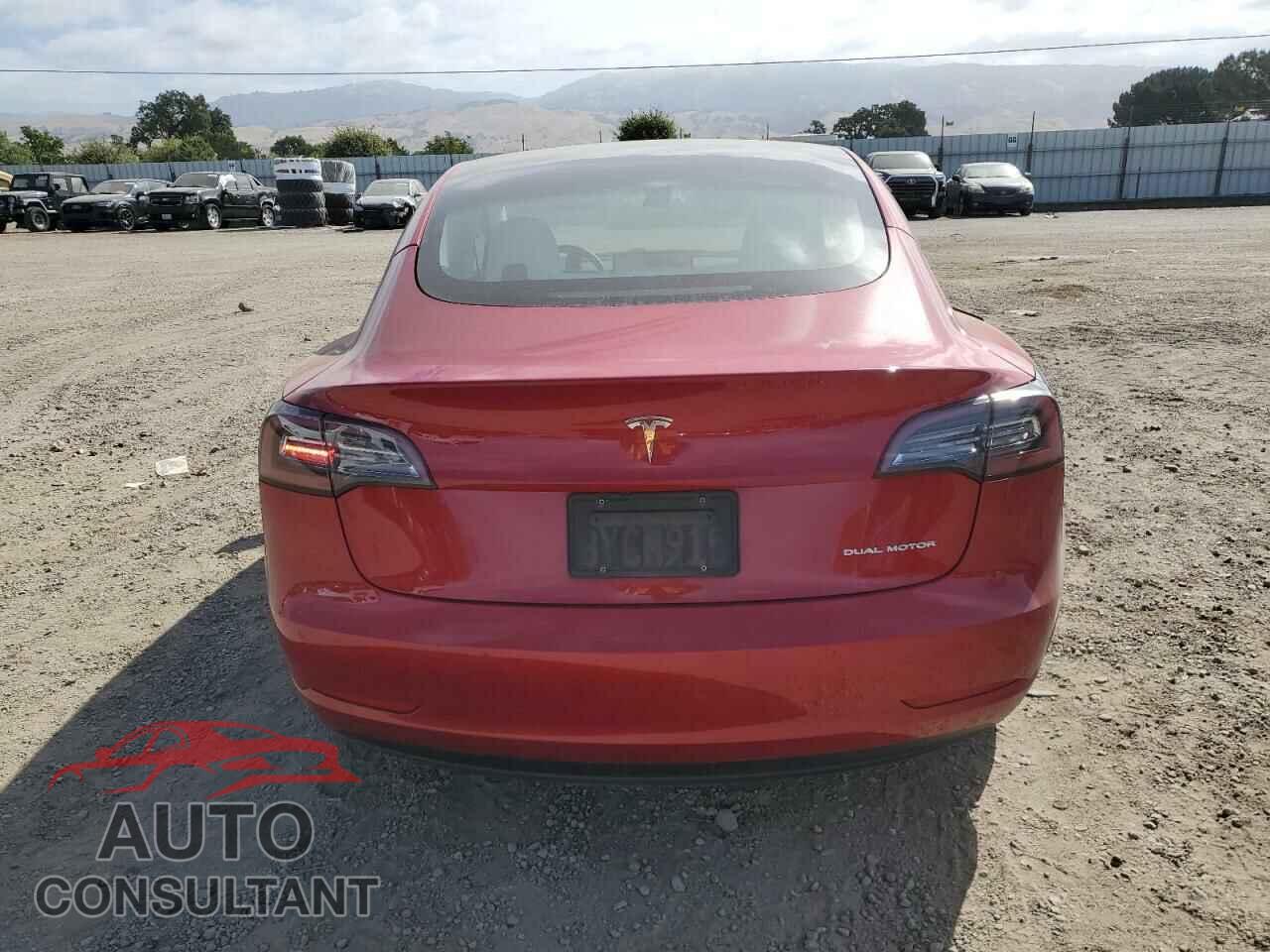 TESLA MODEL 3 2021 - 5YJ3E1EB0MF056378