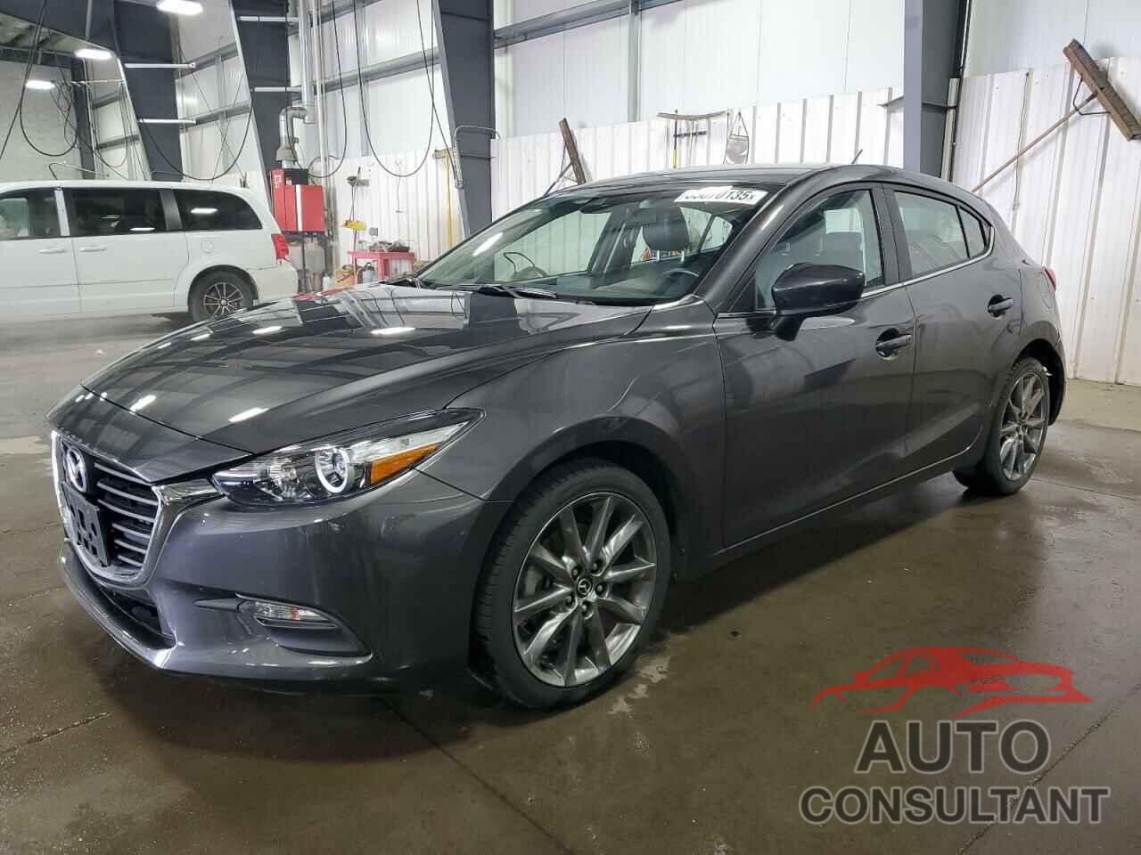 MAZDA 3 2018 - 3MZBN1L37JM270277