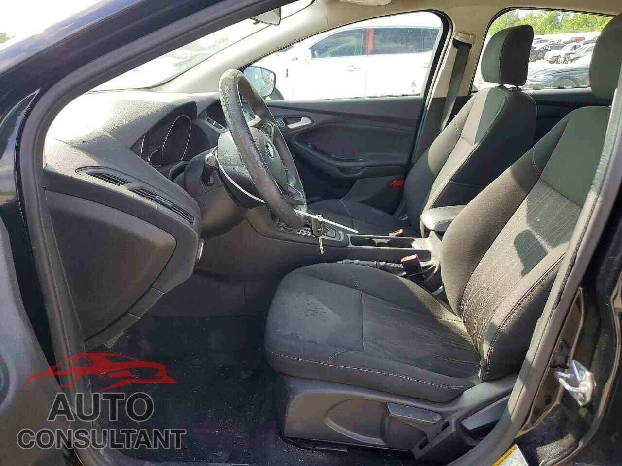 FORD FOCUS 2017 - 1FADP3F2XHL229955