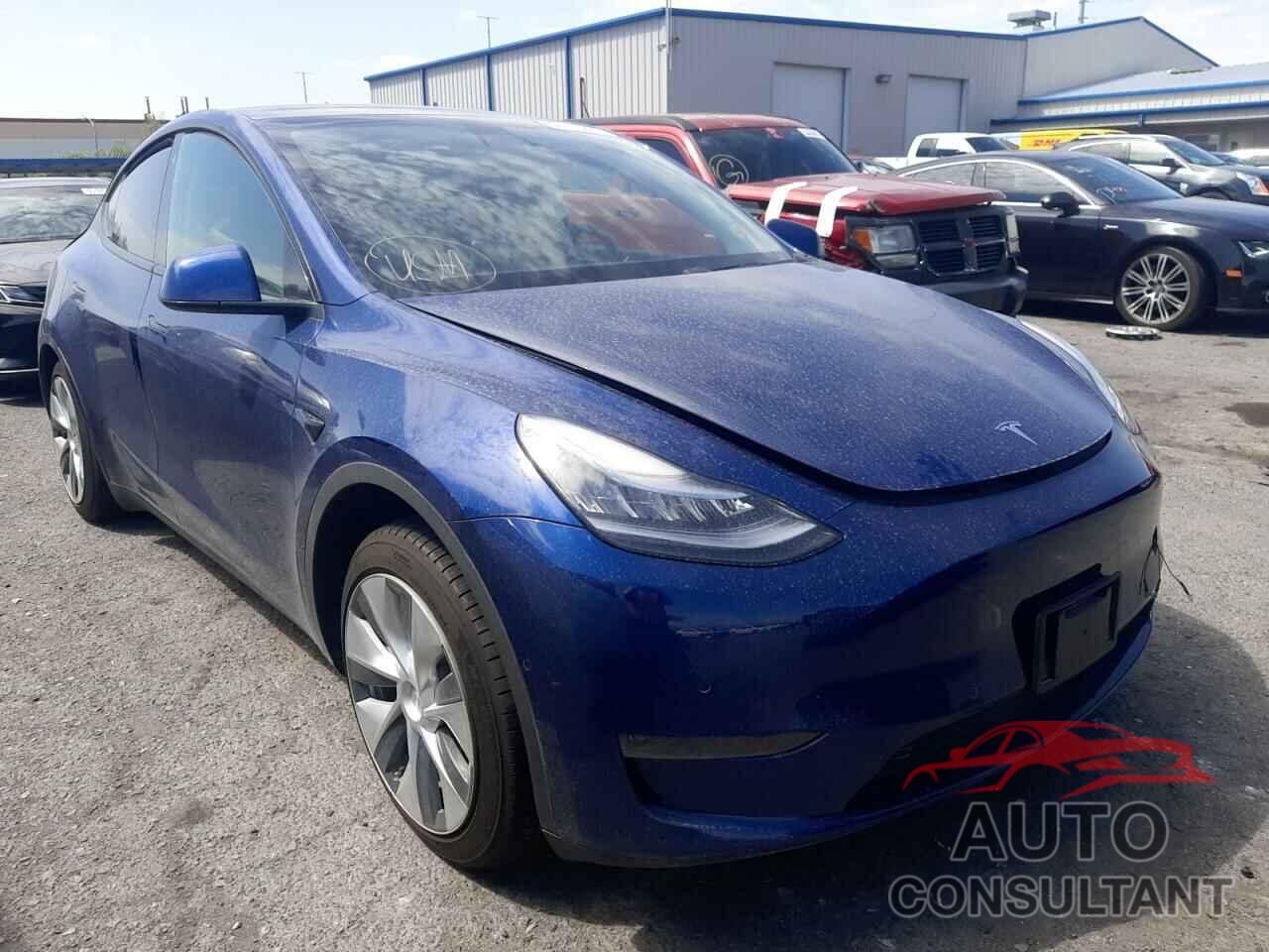 TESLA MODEL Y 2020 - 5YJYGDEE0LF009295