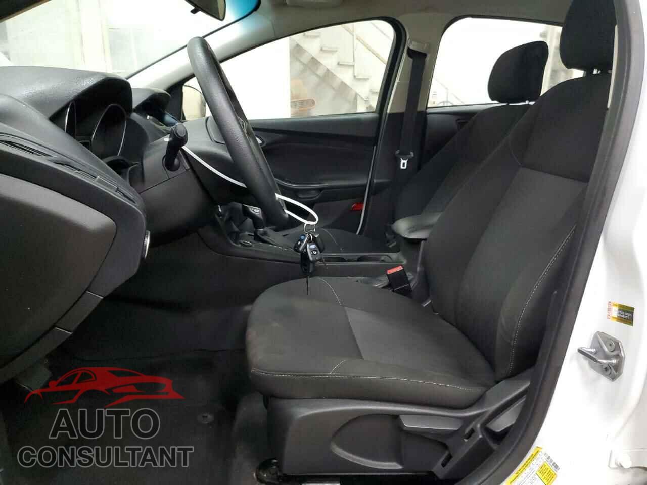 FORD FOCUS 2017 - 1FADP3F2XHL329991