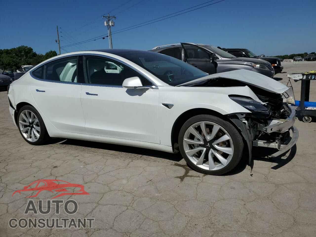 TESLA MODEL 3 2018 - 5YJ3E1EB7JF146736