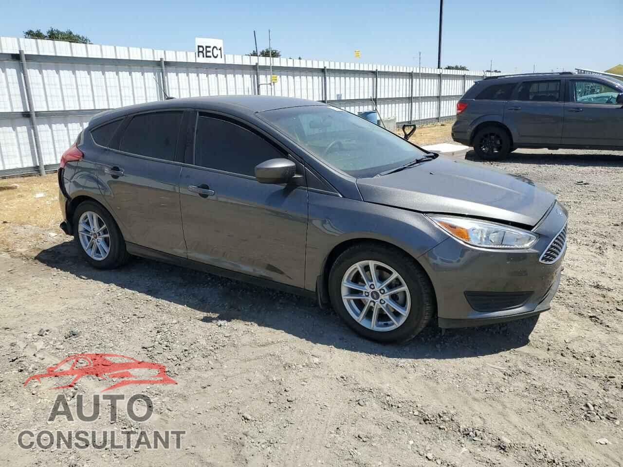 FORD FOCUS 2018 - 1FADP3K24JL282937