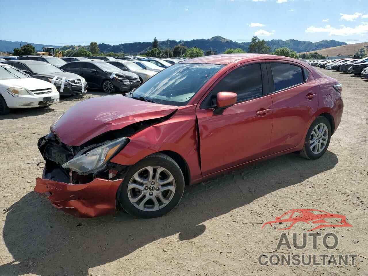 TOYOTA YARIS 2017 - 3MYDLBYV5HY161726