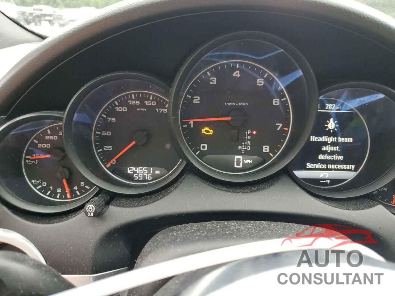 PORSCHE CAYENNE 2016 - WP1AA2A23GKA14940
