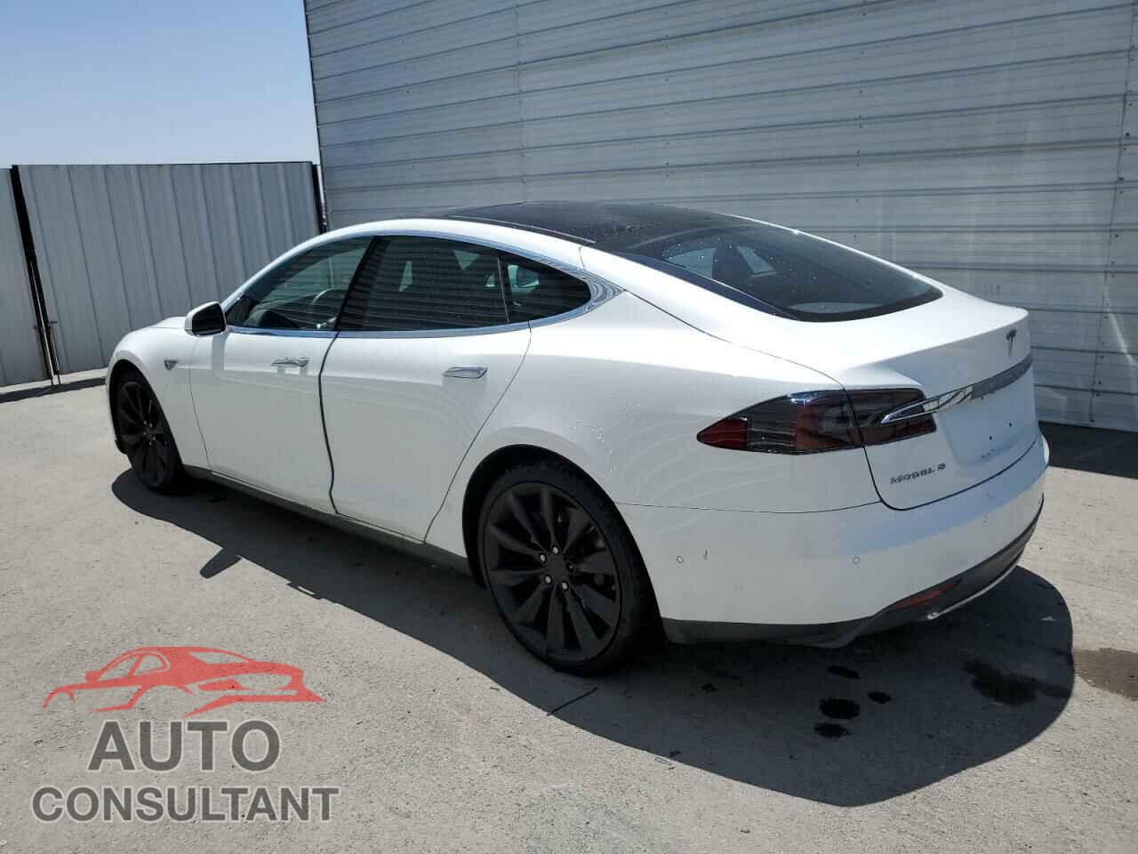 TESLA MODEL S 2015 - 5YJSA1S29FF092326
