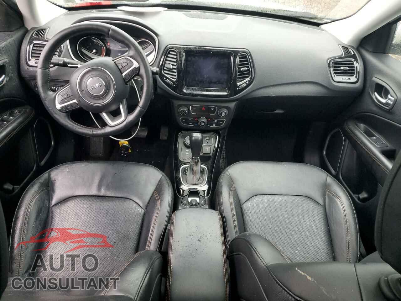 JEEP COMPASS 2019 - 3C4NJDCB0KT599043