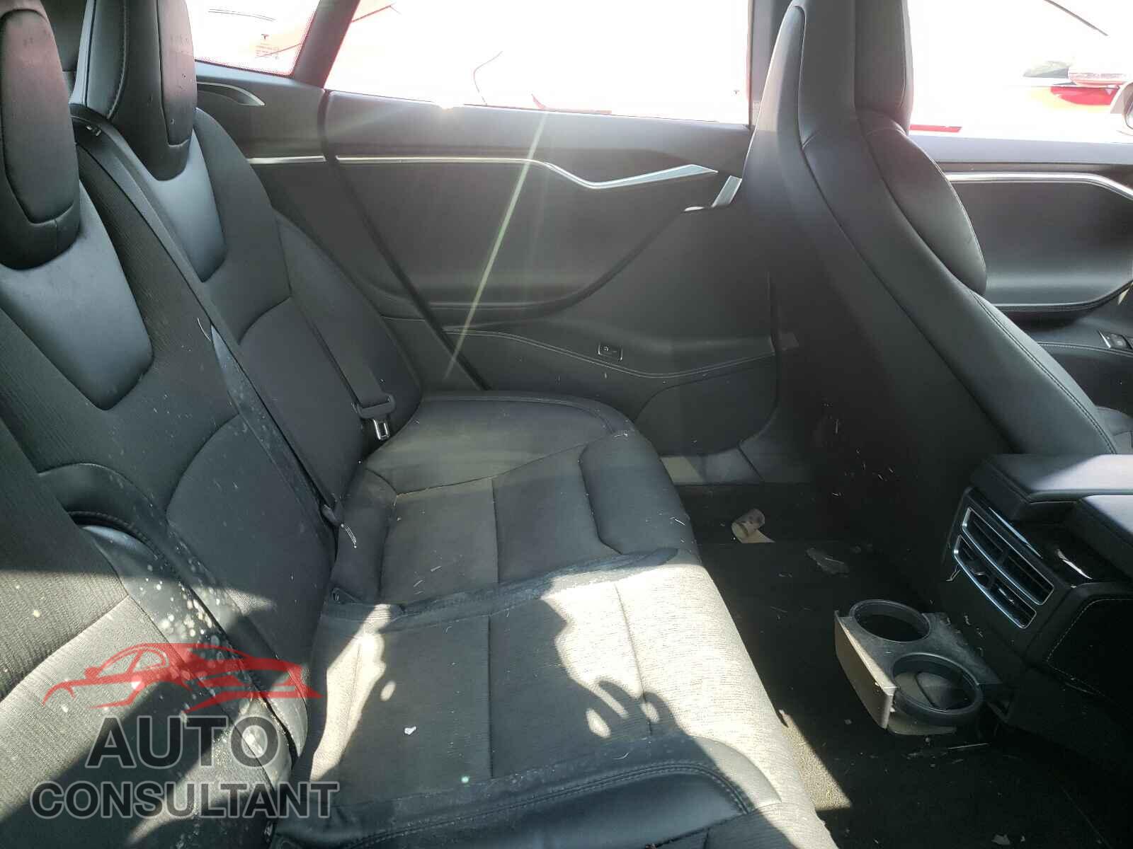TESLA MODEL S 2017 - 5YJSA1E28HF218366