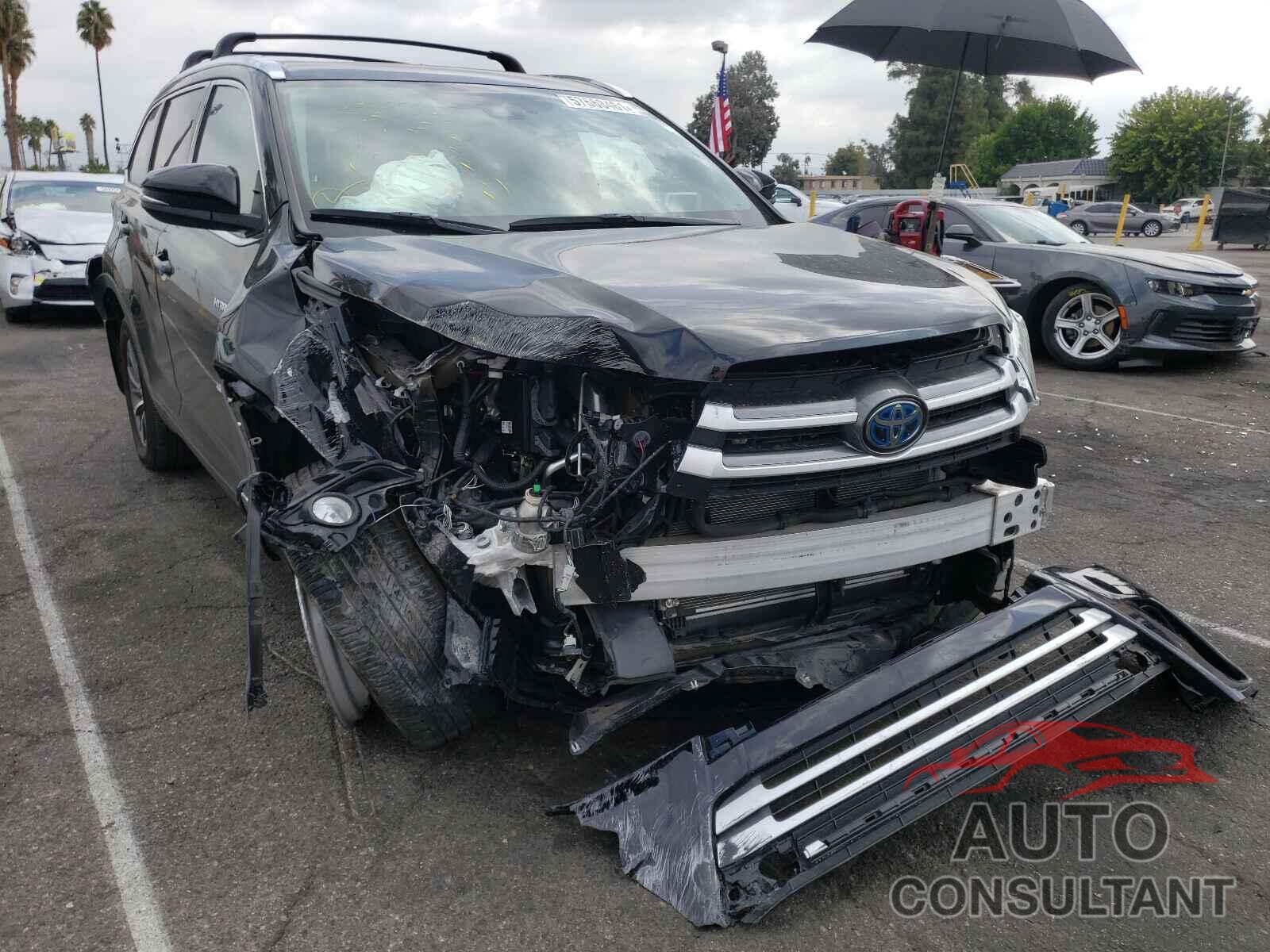 TOYOTA HIGHLANDER 2019 - 5TDJGRFH3KS076748