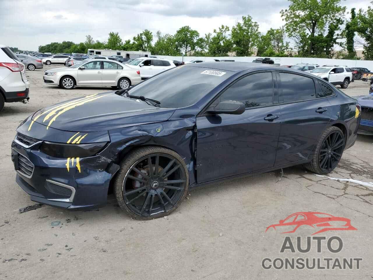 CHEVROLET MALIBU 2018 - 1G1ZB5ST1JF107250