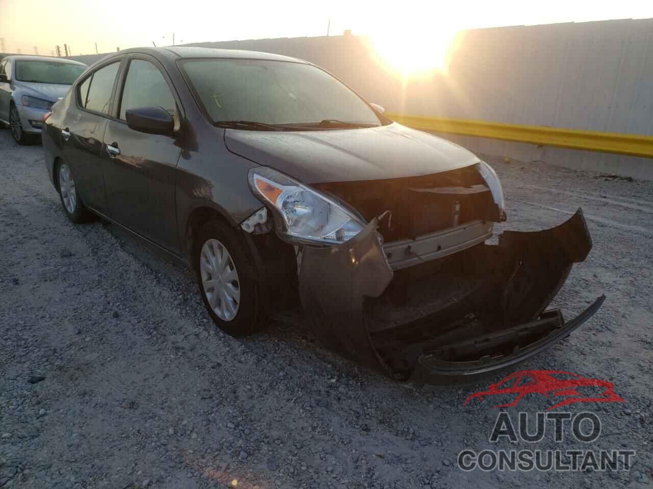 NISSAN VERSA 2019 - 3N1CN7AP9KL840189