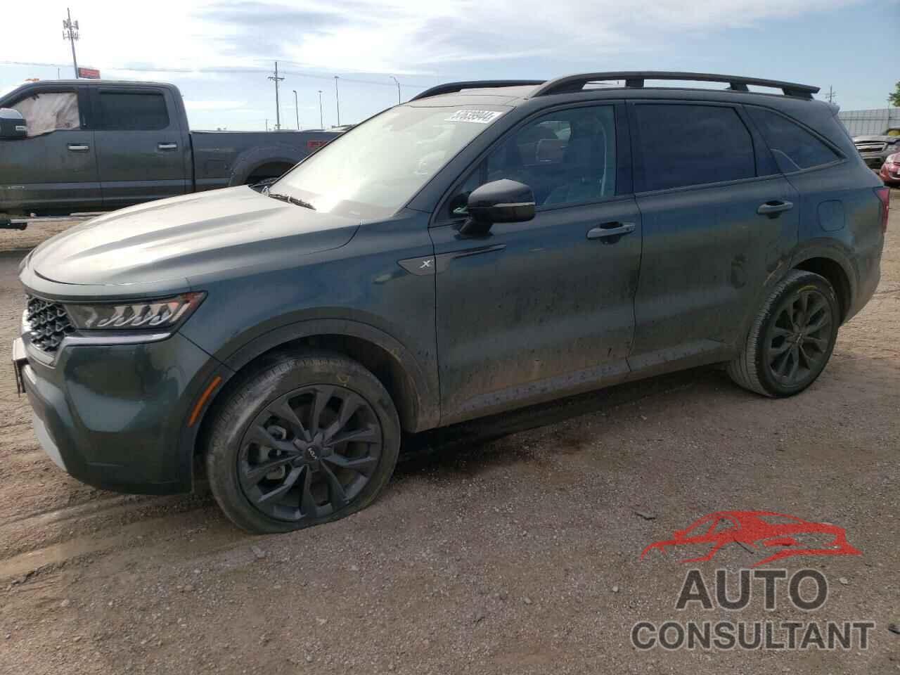 KIA SORENTO 2023 - 5XYRHDLF9PG227246