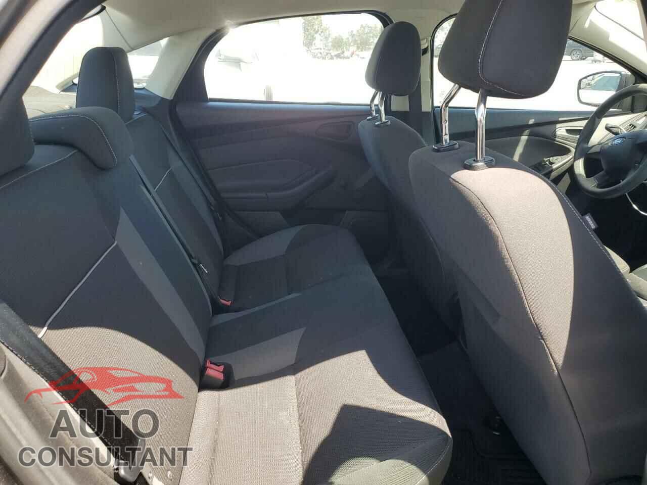 FORD FOCUS 2014 - 1FADP3E29EL162231