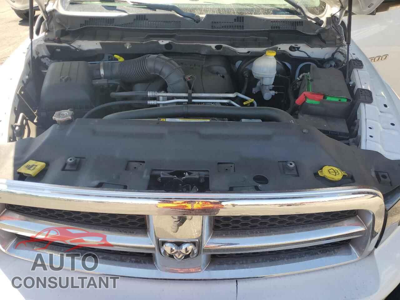 DODGE RAM 1500 2012 - 1C6RD7LT9CS168925