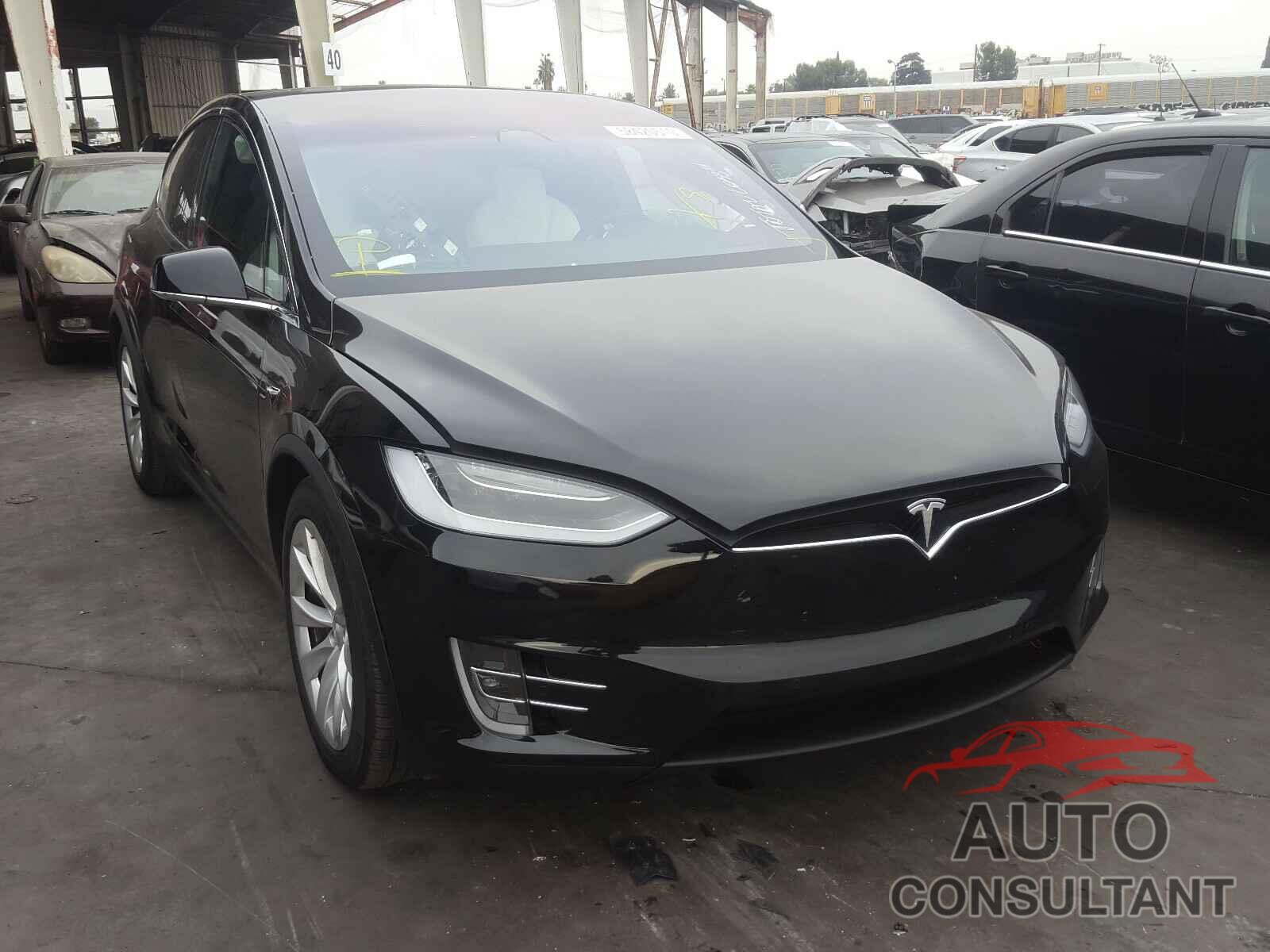 TESLA MODEL X 2019 - 5YJXCDE27KF153681