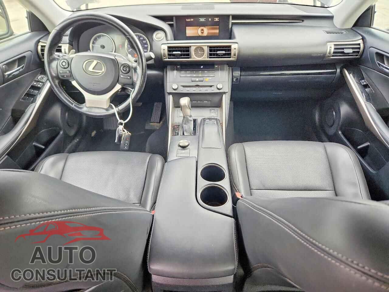 LEXUS IS 2015 - JTHCF1D20F5029263