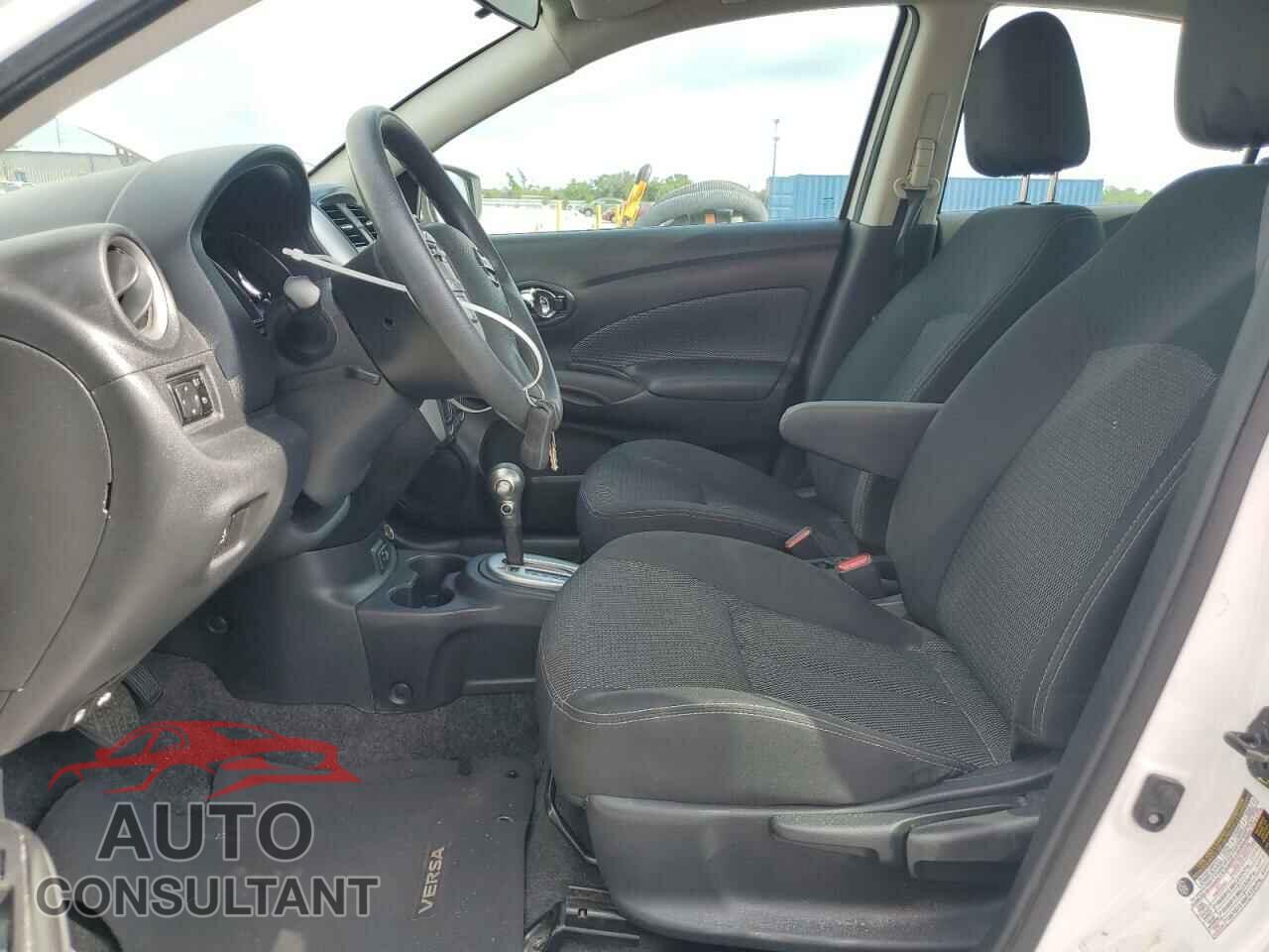 NISSAN VERSA 2019 - 3N1CN7AP3KL866125