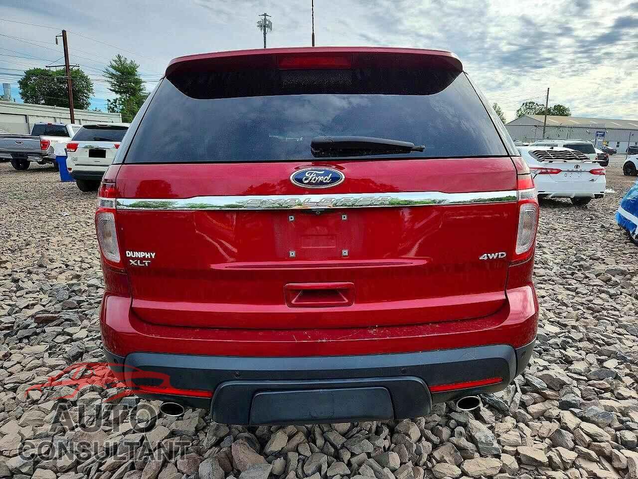 FORD EXPLORER 2015 - 1FM5K8D82FGA43989
