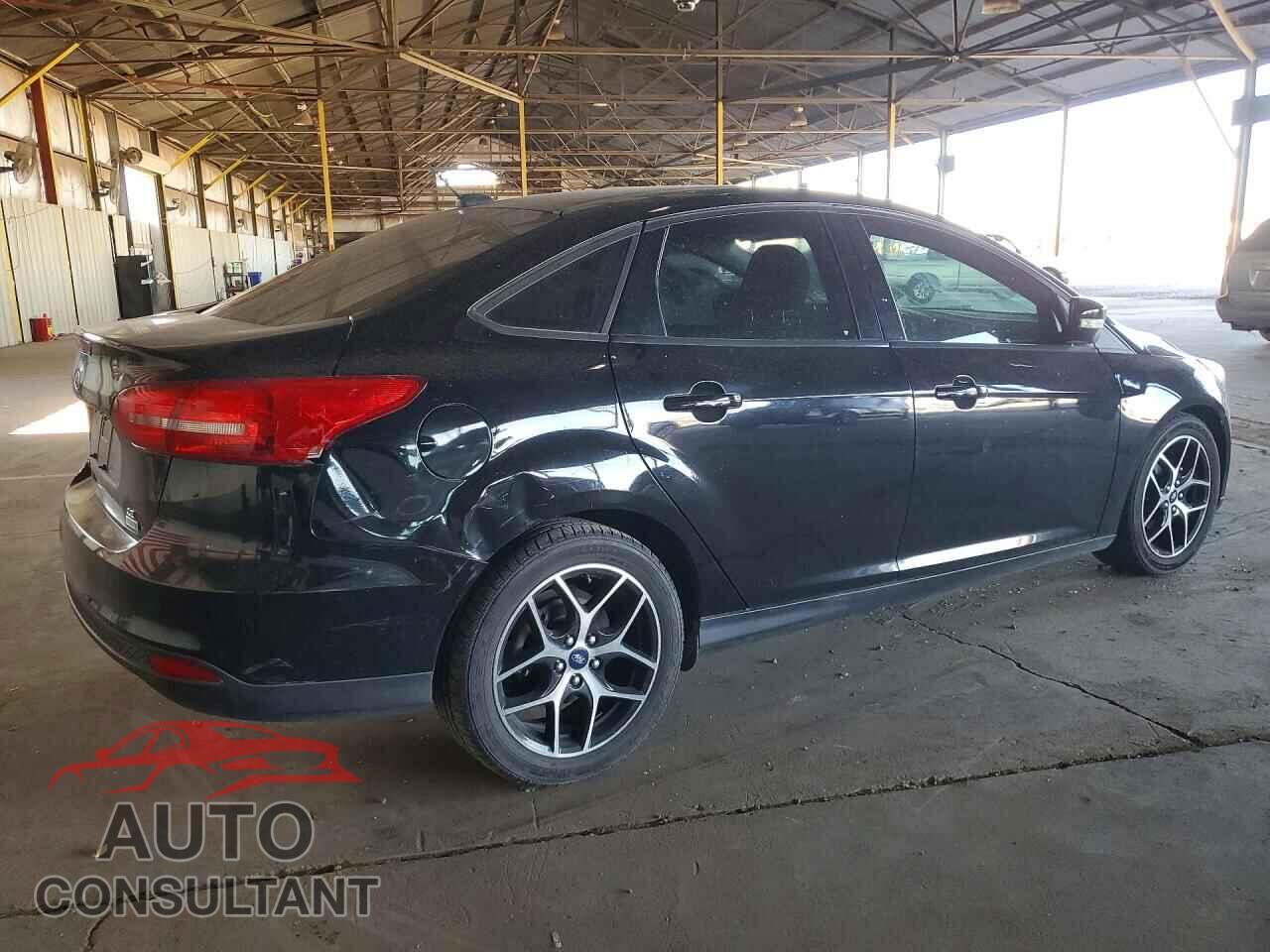 FORD FOCUS 2017 - 1FADP3FEXHL325367