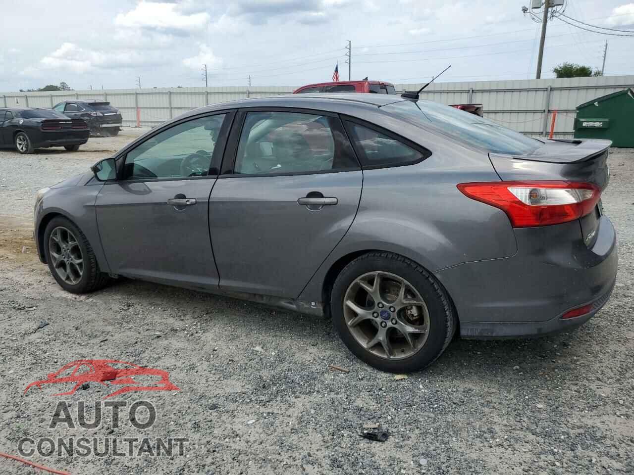 FORD FOCUS 2014 - 1FADP3F28EL331122