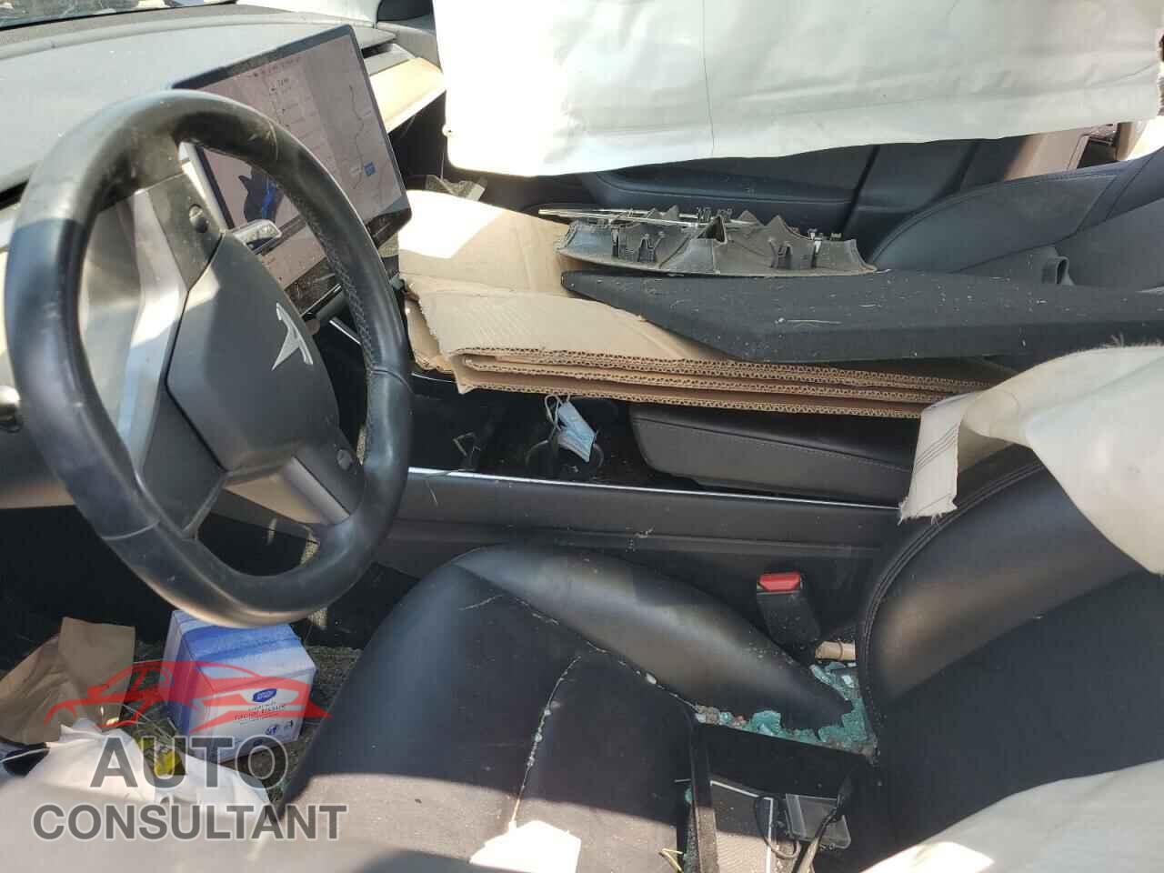 TESLA MODEL 3 2018 - 5YJ3E1EA5JF124841