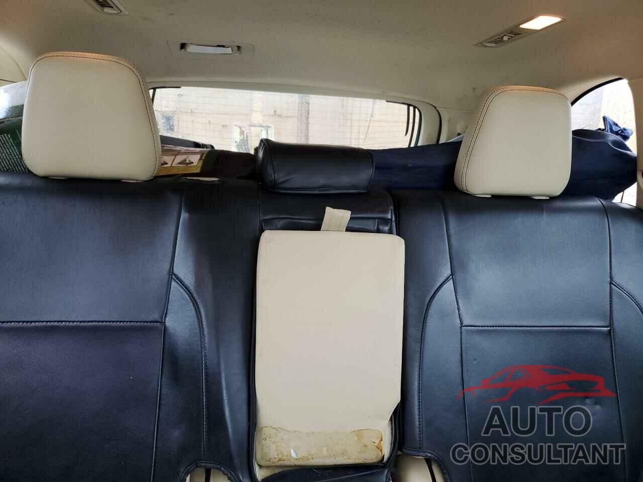 TOYOTA HIGHLANDER 2017 - 5TDBZRFH8HS371531